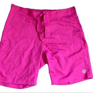 UV SKINZ size large lightweight quick dry shorts